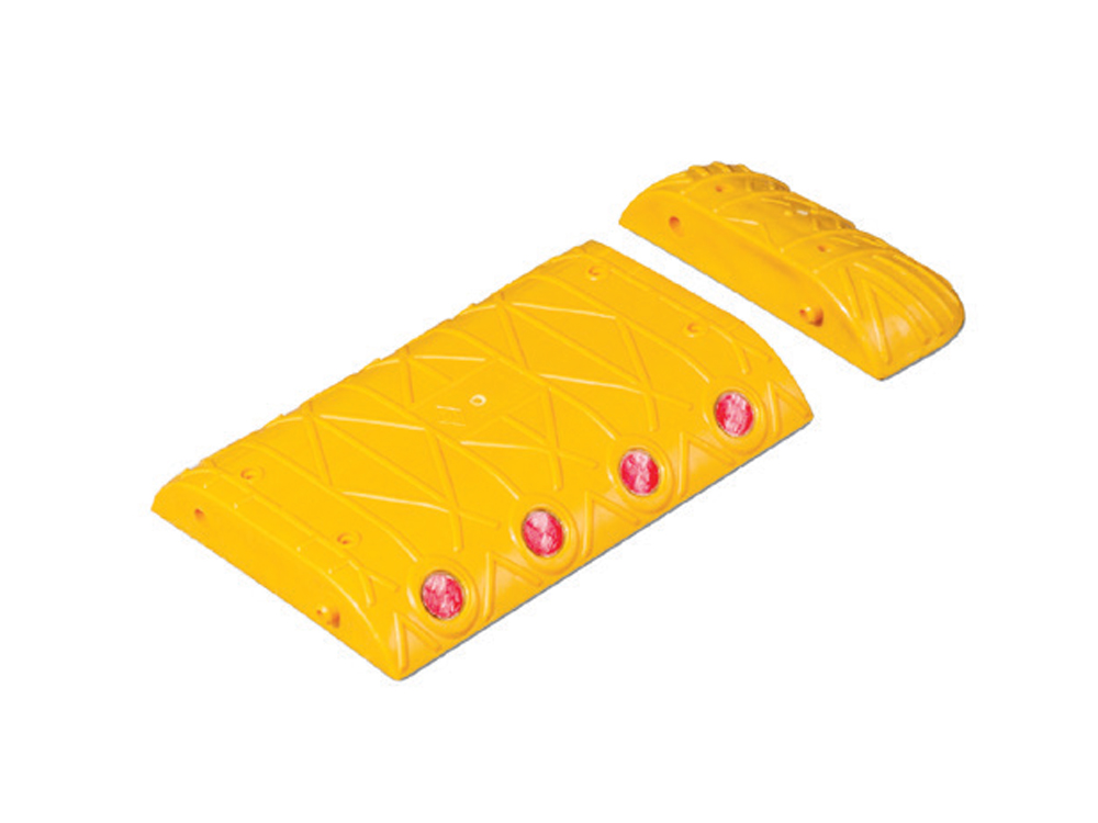 PLASTICON 50x35x5 cm reflektörlü sarı PPC plastik hız kesici yol kasisi gövdesi